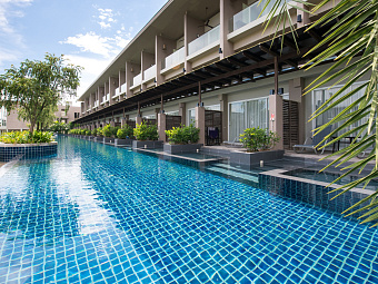 Pool Access Junior Suite