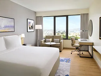 Crowne Plaza Muscat 4*