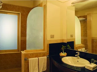 Отель REEF OASIS BLUE BAY RESORT & SPA 5*.