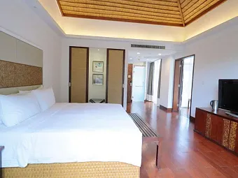 SWISSOTEL & GRANG MERCURE YALONG BAY 5*