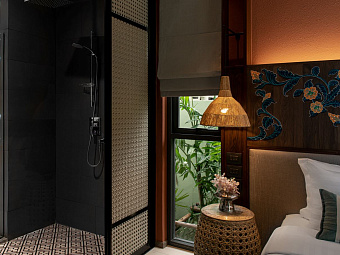 Deluxe Pool Access Room