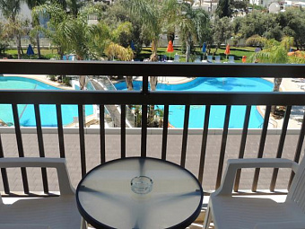 ANESIS 3*