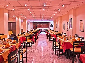 Отель ALBATROS (LETOJANNI) 3*