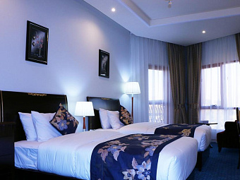 RED CASTLE HOTEL 4*