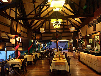 Coral Cliff Beach Resort (ex.CORAL COVE CHALET) 3*