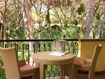 Отель FORTE VILLAGE ROYAL PINETA 5*