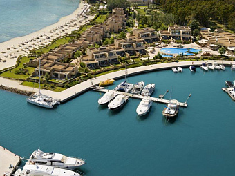SANI ASTERIAS SUITES 5*