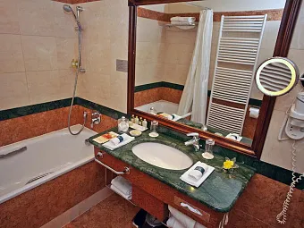 CARLSBAD PLAZA 5*