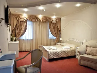 FORESTA FESTIVAL PARK 4*. Спалья в вилле "Хеннеси".