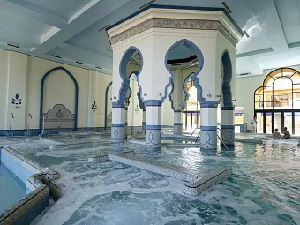 Отель LA RESIDENCE DES CASCADES 5*