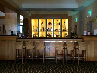 RIVIERA 4*