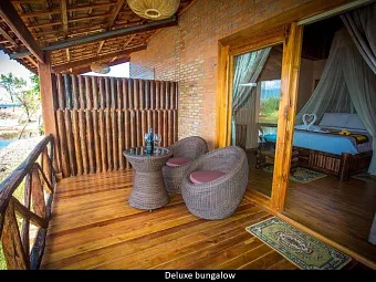 Отель CHEZ CAROLE BEACH RESORT 3*