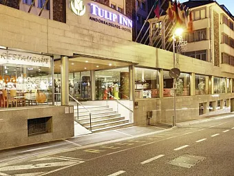 Отель TULIP INN ANDORRA DELFOS HOTEL 4*