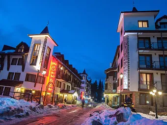 Отель THE CASTLE COMPLEX APARTHOTEL 3*