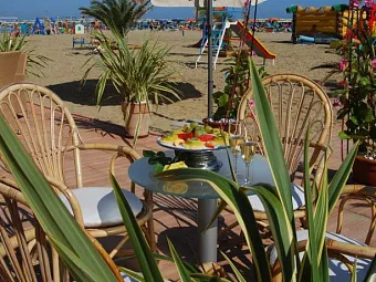 Отель IMPERIAL BEACH 4*