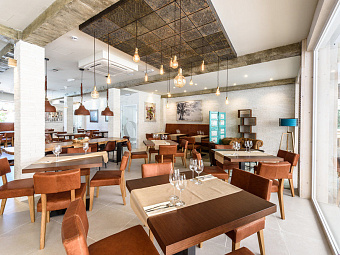 PLAZA SANTA PONSA BOUTIQUE HOTEL 4* (ех PLAZA BEACH BOUTIQUE HOTEL)