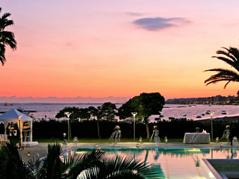CROWNE PLAZA LIMASSOL 4*