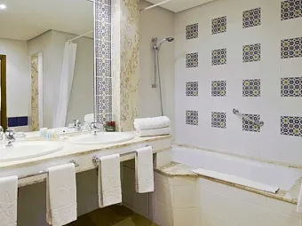 Отель IBEROSTAR FOUNTY BEACH 4*