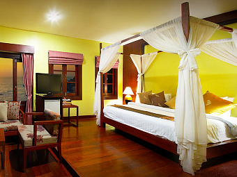 Coral Cliff Beach Resort (ex.CORAL COVE CHALET) 3*