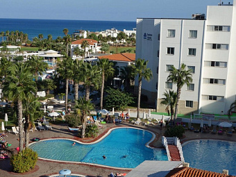 FUN & SUN ANASTASIA BEACH HOTEL 4*