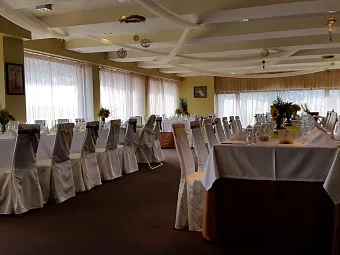 Отель SNEZHANKA 3*