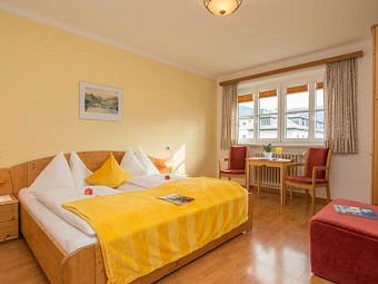  HUBERTUS HOTEL PENSION 3*