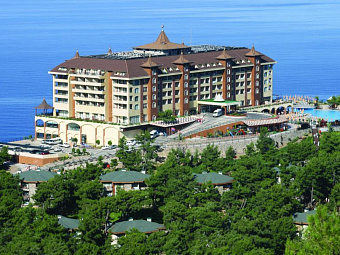 UTOPIA WORLD HOTEL 5*