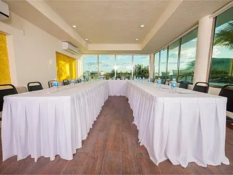 TUKAN HOTEL & BEACH CLUB 4*
