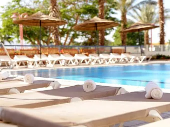 Отель ASTRAL NIRVANA SUITES 4*