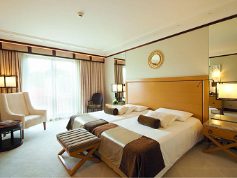 Отель GRANDE REAL VILLA ITALIA HOTEL & SPA 5*