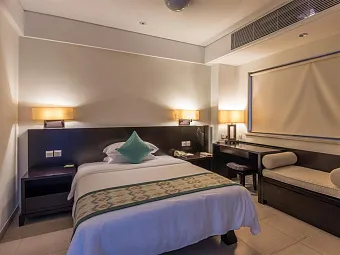 HOWARD JOHNSON RESORT SANYA BAY 5*