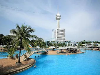 Бассейн отеля PATTAYA PARK BEACH RESORT 3*