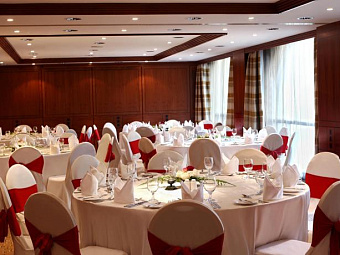 SWISS-BELHOTEL SHARJAH (EX. SHARJAH ROTANA) 4*