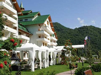    GRAND HOTEL POLYANA 5*.