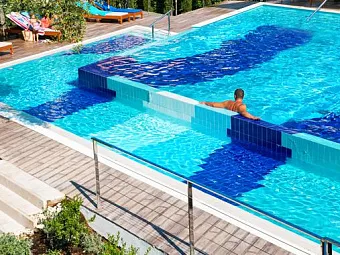 Отель CASTELLASTVA 4*