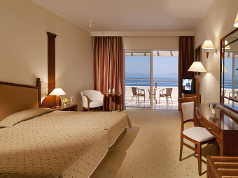  KIPRIOTIS PANORAMA HOTEL & SUITES 5*