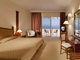 Отель KIPRIOTIS PANORAMA HOTEL & SUITES 5*