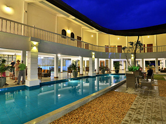 HIBISCUS BEACH HOTEL & VILLAS 4*