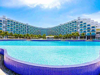 LUGANO RESORT & SPA CAM RANH 5*