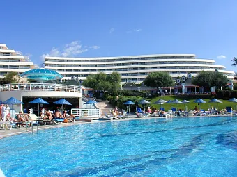 Отель GRAND BLUE SKY 4+*