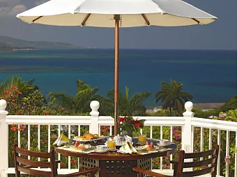 Отель ROUND HILL HOTEL AND VILLAS 5*