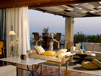 CORAL BEACH HOTEL & RESORT CYPRUS 5*