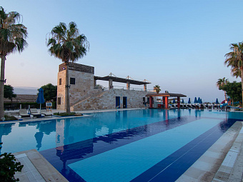 RAMADA RESORT DEAD SEA 4*