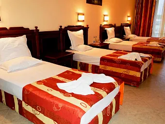  Отель KAROLINA 4*