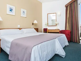 Отель GLOBALES PLAYA SANTA PONSA 3*