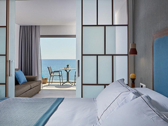 AMADA COLOSSOS RESORT 4+*