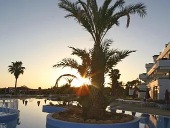  Отель CORALLIA BEACH APTS (Cat. A) 3*