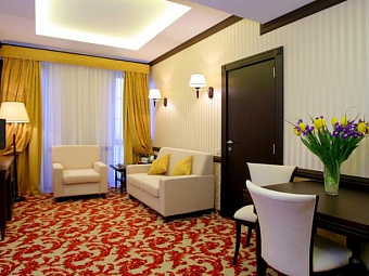 KOMPASS HOTEL SAVOY 4*