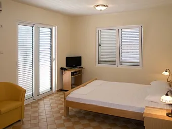 Отель GARNI HOTEL KORAL 3*