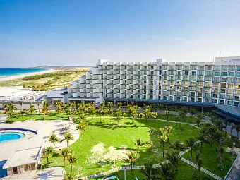 LUGANO RESORT & SPA CAM RANH 5*